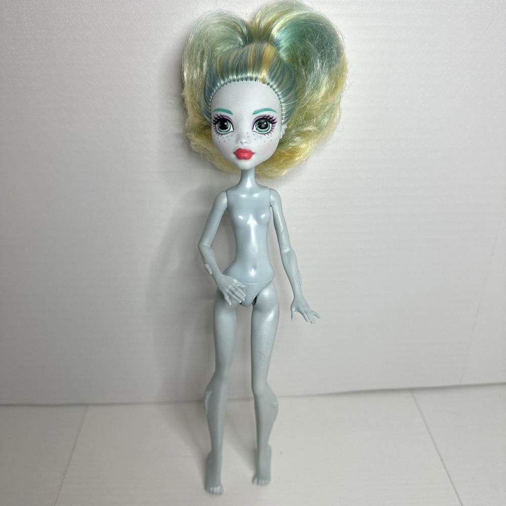 Mattel 2016 Monster High‎ Emoji Lagoona Blue Doll DVH20 Nude